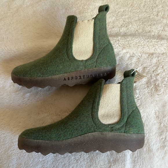 Asportuguesas Shoes - Asportuguesas Wool Chelsea Pull On Boot